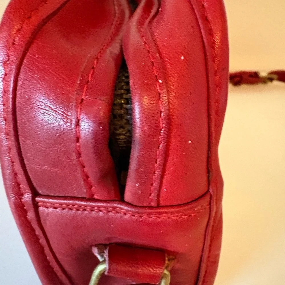 Coach red vintage leather camera bag - Picture 6 of 11